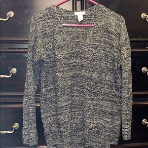 4/$10 Black and with marled v neck sweater